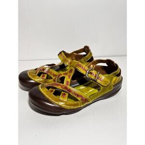 L'Artiste Spring Step NEW Green/Red Shooting Star Hugo Shoe Sandal 39 EU 8.5 US